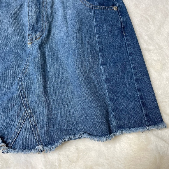 Altar’d State Jean skirt - Picture 4 of 10
